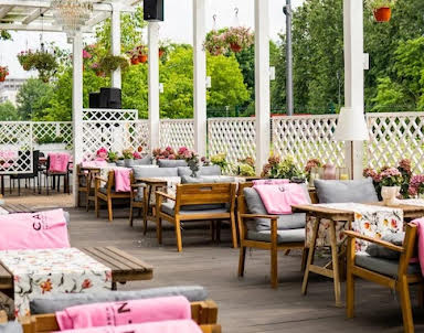  ресторан Мансард