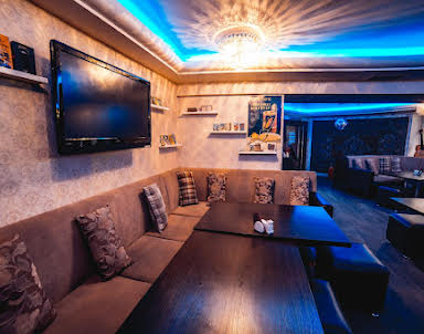  ресторан Руки ВВерх! Бар на Грибоедова