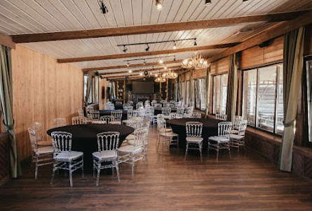 Зал «Кантри» в Зал «Облачка»