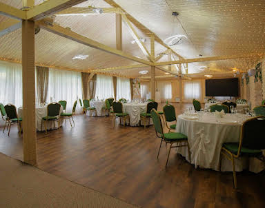  ресторан Усадьба Жемчужная