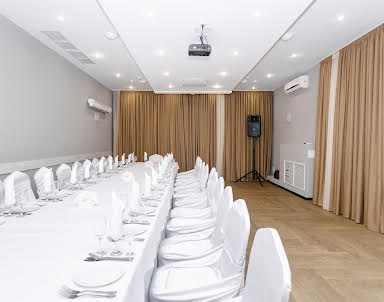  ресторан Амакс Сафар