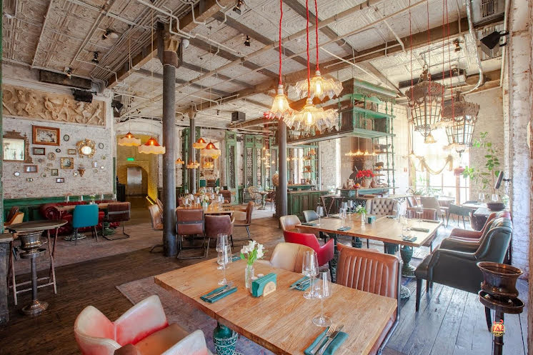 Основной зал в «Казбек» фотография №9