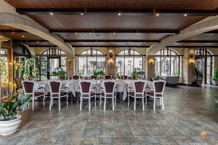 Зал «Свои люди» в «Парк-Отель Троя» фотография №7