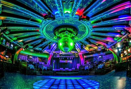 Ночной клуб  в VIP-зал в ночном клубе 