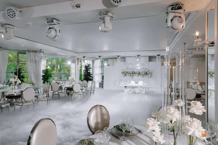 Основной зал  в «Vinity в Таврическом саду» фотография №1