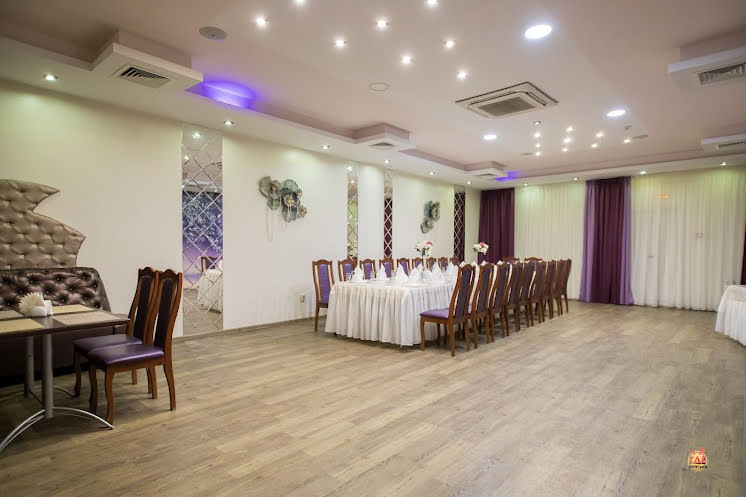 Основной зал в «Chanti» фотография № 1