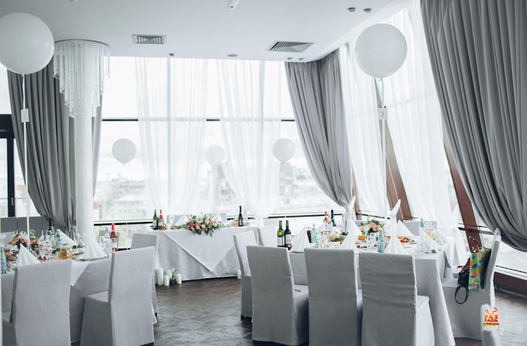 Основной зал в «Altezza» фотография №8