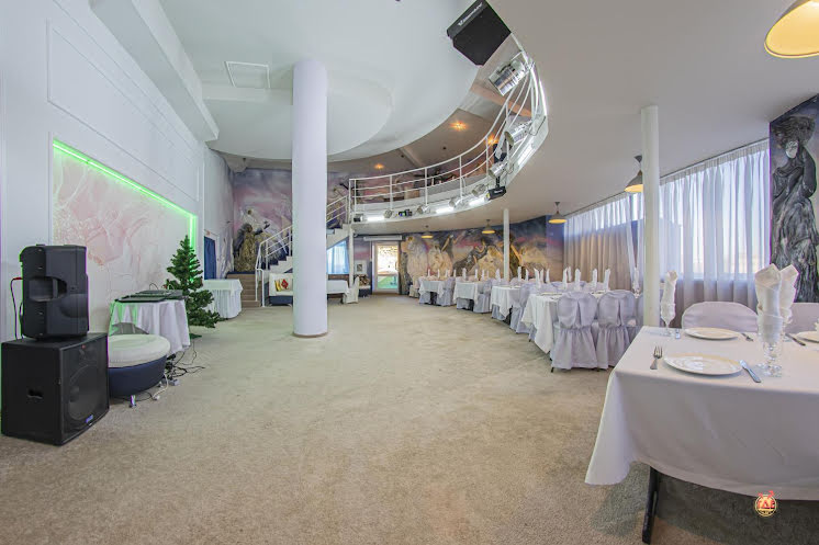 Зал «Седьмое небо» в «Седьмое небо» фотография №14