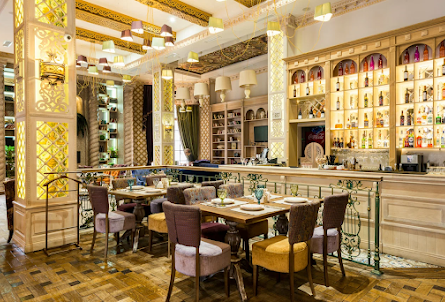 Основной зал в Караоке-бар