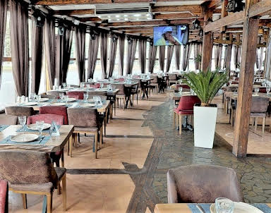  ресторан Бакинский бульвар на Андропова