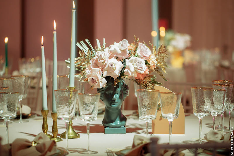 Согласие Холл фотография №14