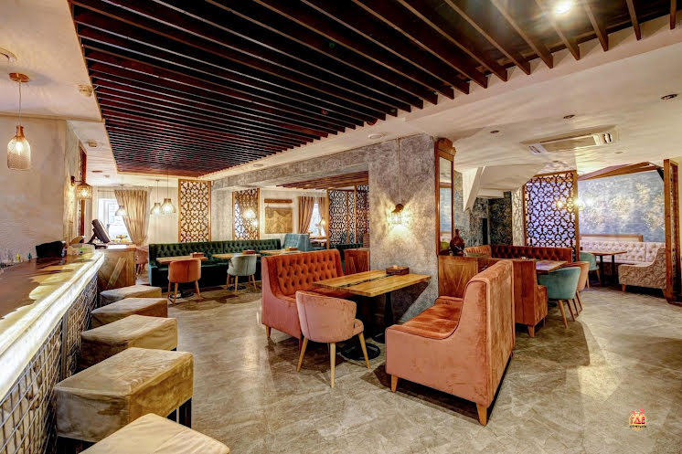 Основной зал  в «Хинкали Хаус» фотография №4