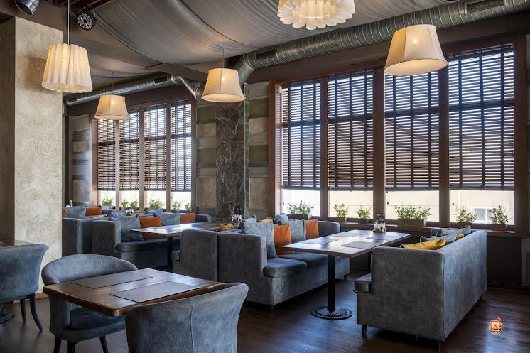 Основной зал  в «Мангал» фотография №4