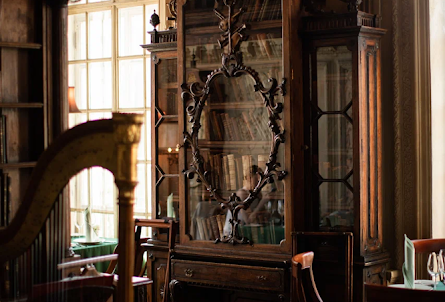 Зал «Библиотека» в Зал «Библиотека»