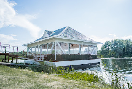 Зал на воде в Музыкальный зал 