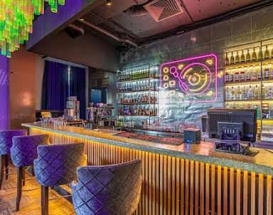  ресторан Руки ВВерх! Бар Олимп