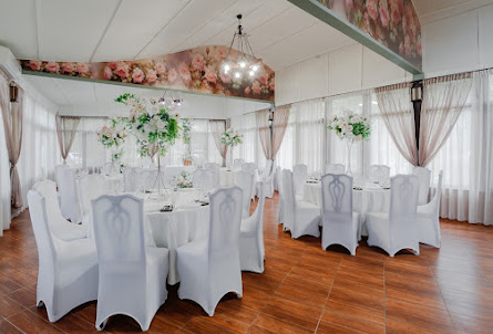 Зал «Летний» в Малый зал