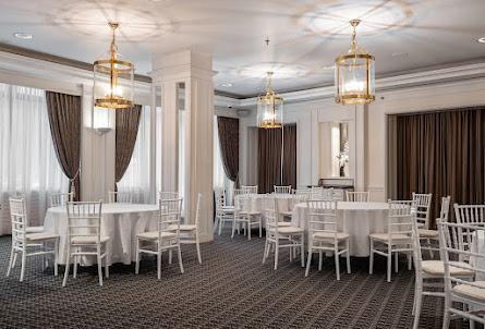 Зал «Елисейские поля» в Зал «Волга»