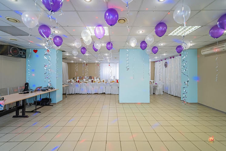 Банкетный зал в «Люкс» фотография №10