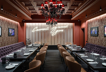 Большой VIP-зал в Малый VIP-зал