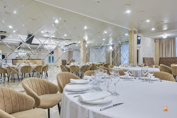 Основной зал в «РАФАЭЛЬ» фотография №4