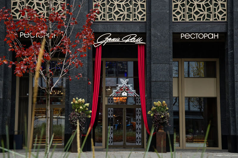 Серый дом фотография №14