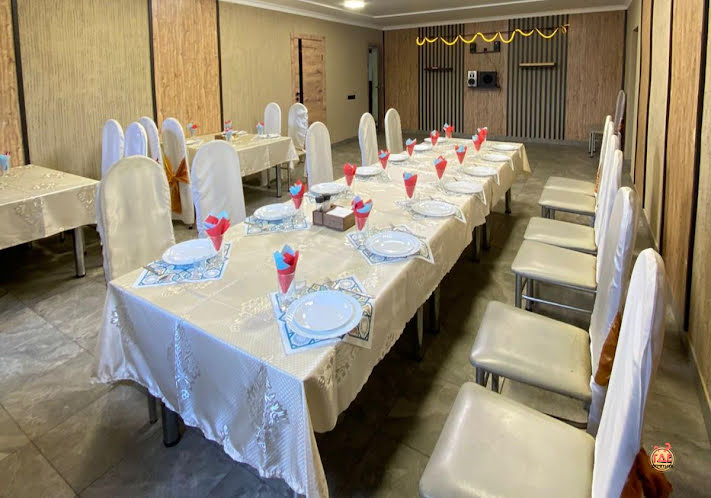 Средний зал в «Луна» фотография №1