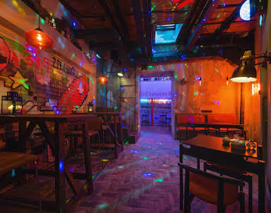  ресторан Neon monkey