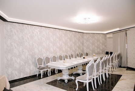 Малый зал в Малый зал