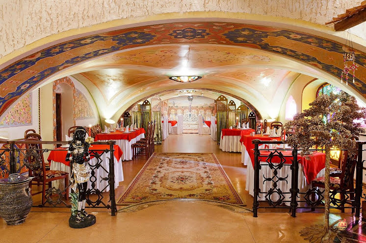 Большой зал в «1001 Ночь» фотография №1