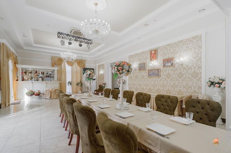 Зал «Золотой» в «Визит» фотография №3