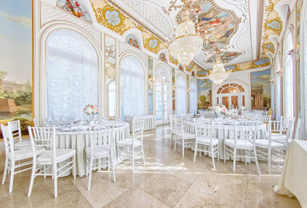 Зал «Мраморный» в Зал "Охотничий"