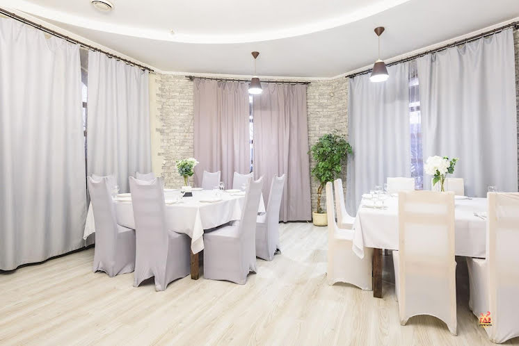 Банкетный зал в «Три тополя» фотография №8