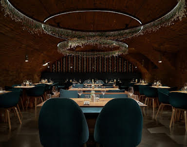  ресторан 0.75 please