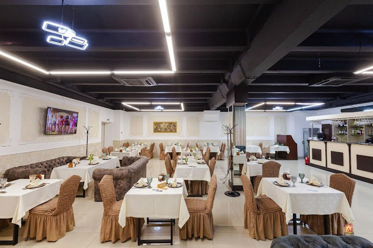 Основной зал  в «Огни Севера» фотография №4