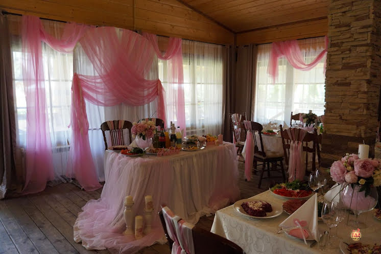 Основной зал в «Дача» фотография №12