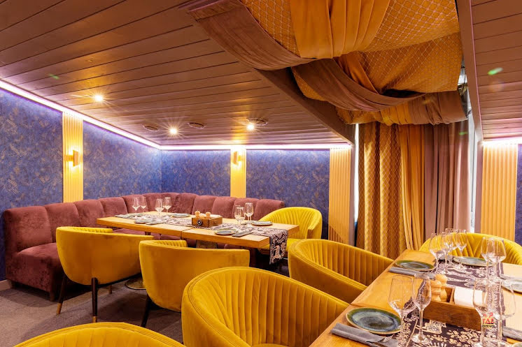 Семейный зал  в «Хинкали Хаус» фотография №9