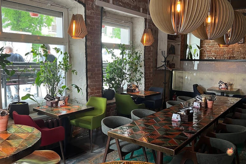 Гиви to me на улице Малышева фотография №5