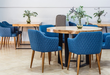 Малый зал в Балкон