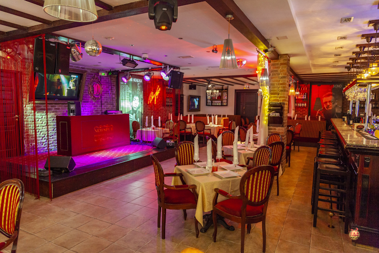 Основной зал "NewsPub" в «NewsPub» фотография №6