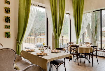 Зал ресторана в Караоке зал 