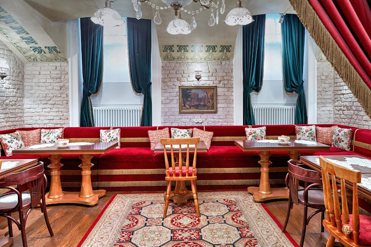 Бордовый зал в «Катюша» фотография №6