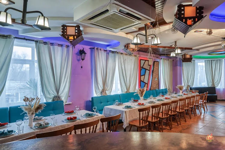 Основной зал  в «Сибирская Таверна» фотография №7