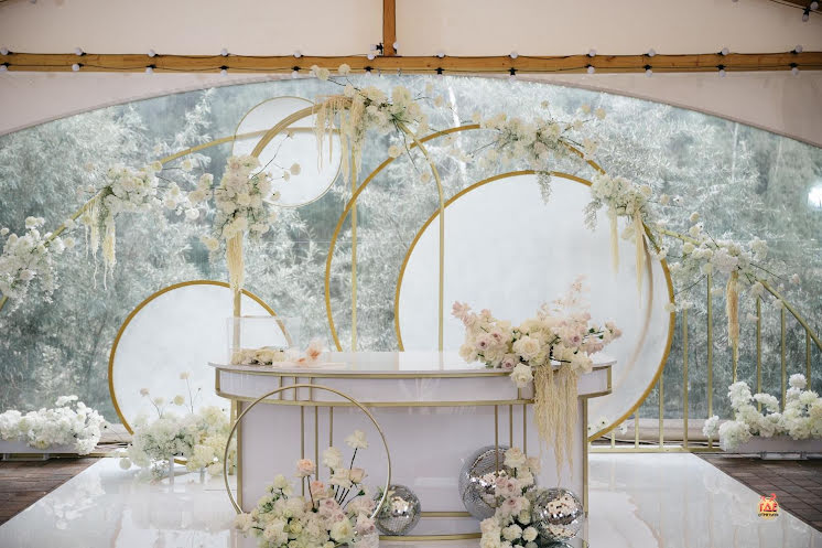 Большой шатер  в «Белый колодец» фотография №6