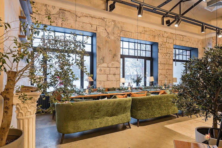 Основной зал  в «BONA Петергоф» фотография №19