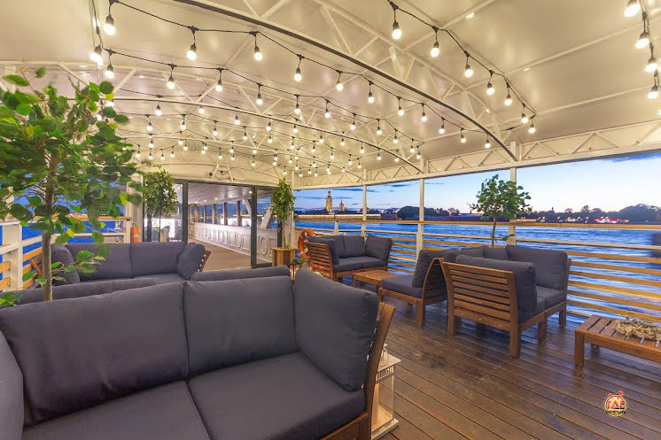 Палуба в «Теплоход "Амели"» фотография №3