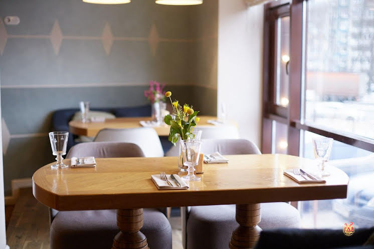 Основной зал  в «BONA на Есенина» фотография №5