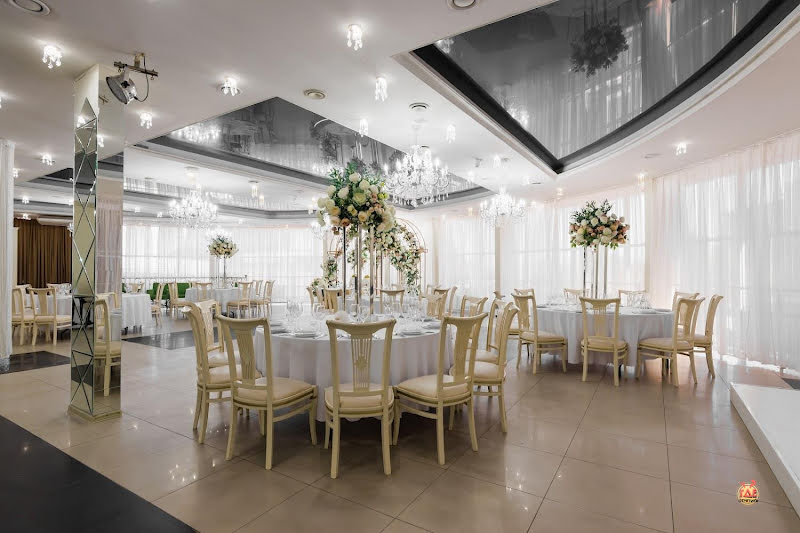 White HALL "Пушкин" фотография №14