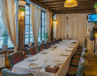  ресторан Место Встречи на Композиторов