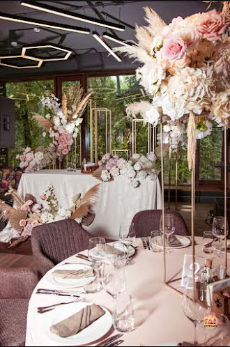 Основной зал в «Чайхона №1 Тимура Ланского» фотография №6